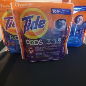 Tide Pods Laundry Detergent